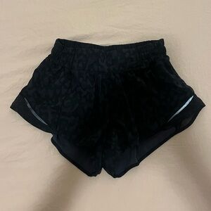 black lulu shorts